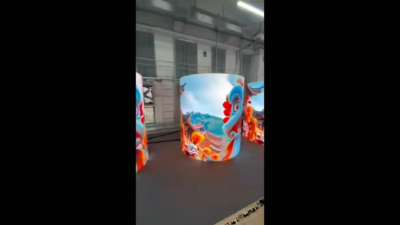 MT Edge Series-496x496mm Flexible LED Screen Video